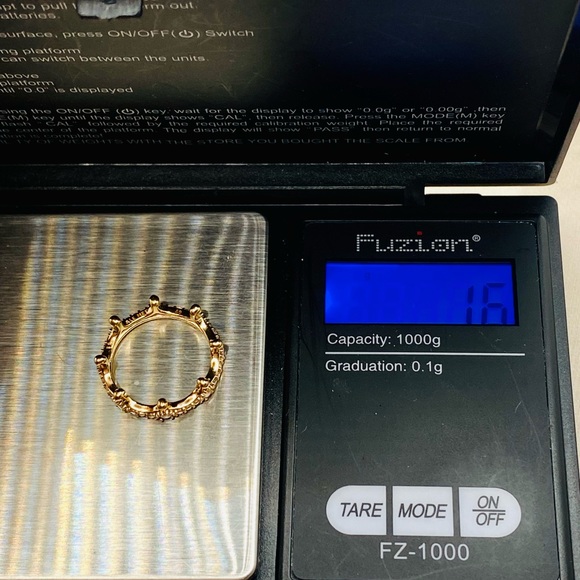 EUC Pandora Pink Sparkling Crown Ring - Picture 15 of 15